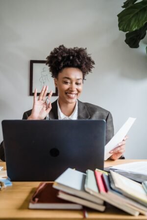 pexels-mizunokozuki-12911766 30-minute Japanese lesson