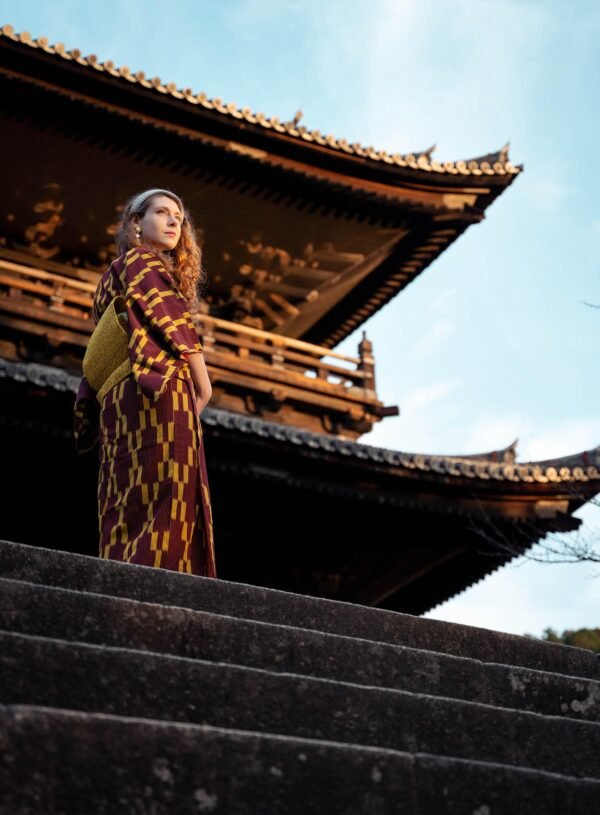 santalauk-woman-9178026_1920 1-hour Japanese lesson
